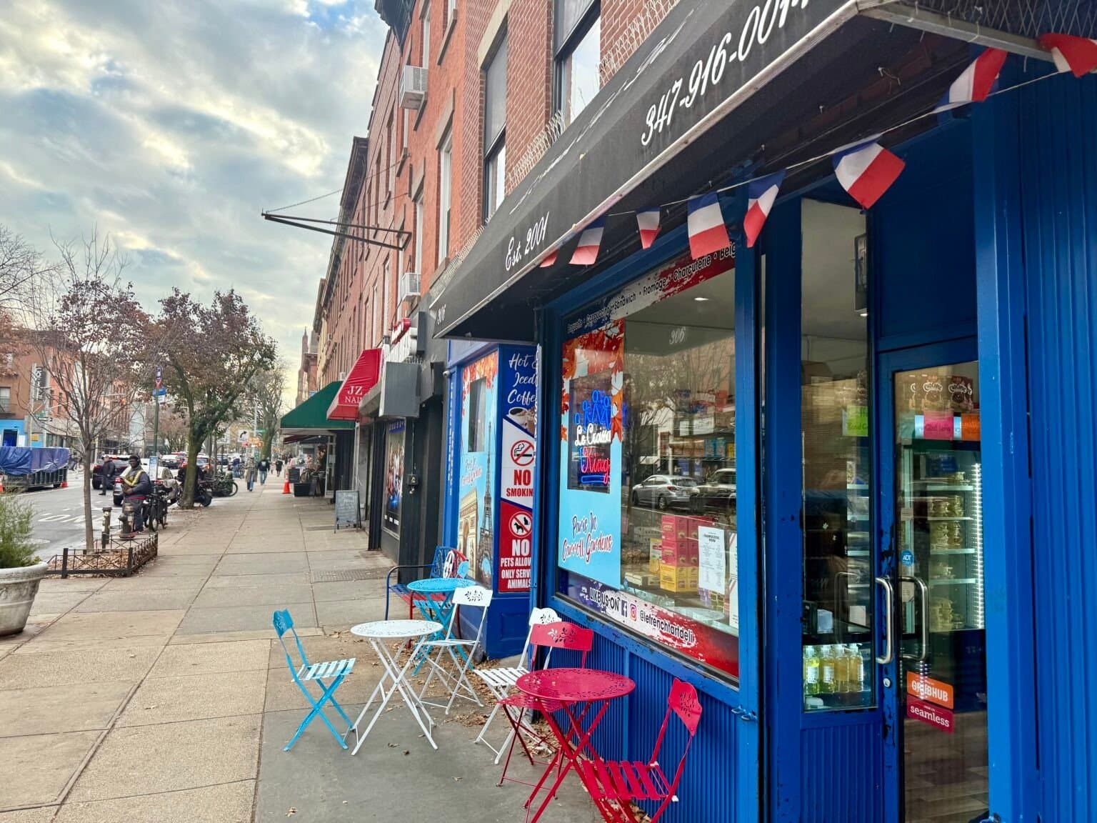 Petit Paris in Brooklyn – French restaurants, shops, bars and schools